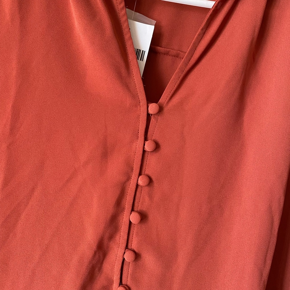 Rust Blouse 🍂 - Picture 2 of 7